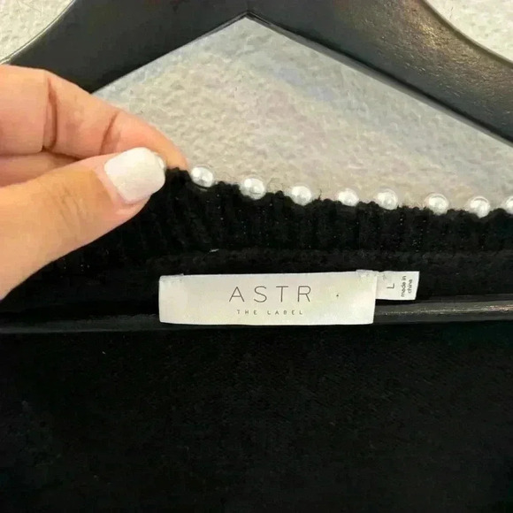 COPY - NWT astr the label too size L - Picture 3 of 4